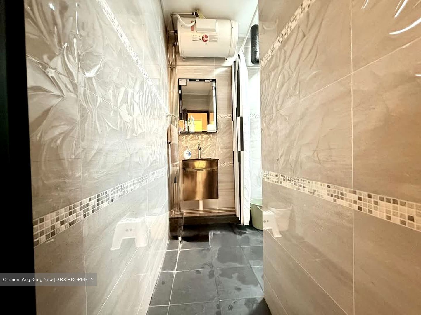 Blk 410 Jurong West Street 42 (Jurong West), HDB Executive #553787501
